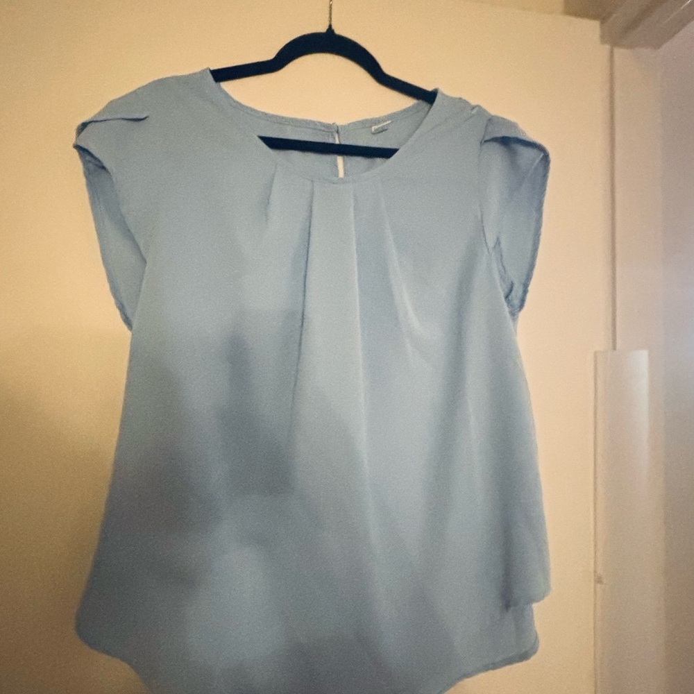 [5 for $5 bundle] Elegant Baby Blue Women's Top